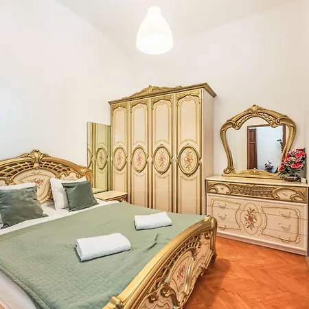 Senovazne By Interhome * Prag
